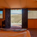 Cameleon Camp